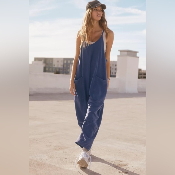 FP Movement by Free People Pants - LAST ONE! Rare Color Free People Hot Shot Onesie💙